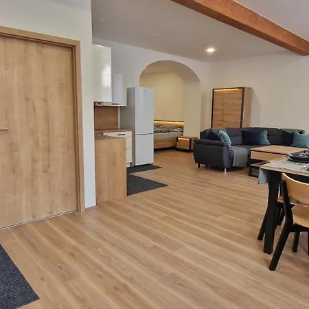 Rejštejn - Zlatá Stezka Apartamento